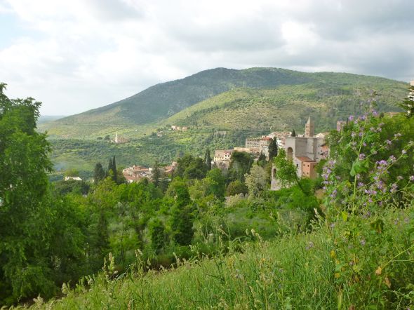 Utsikt från den gamla staden Tivoli sydost om Rom