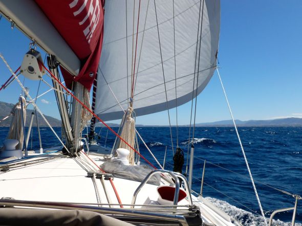 För segel mot Korintkanalen