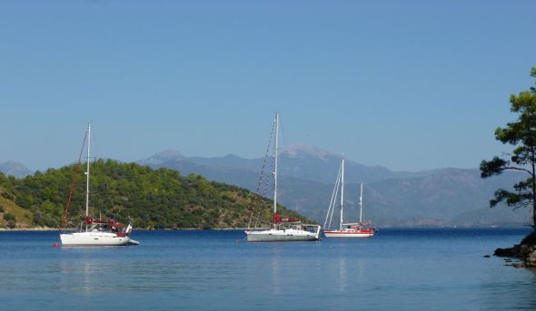 Ayfer vid bojen i Sarsala Köyu