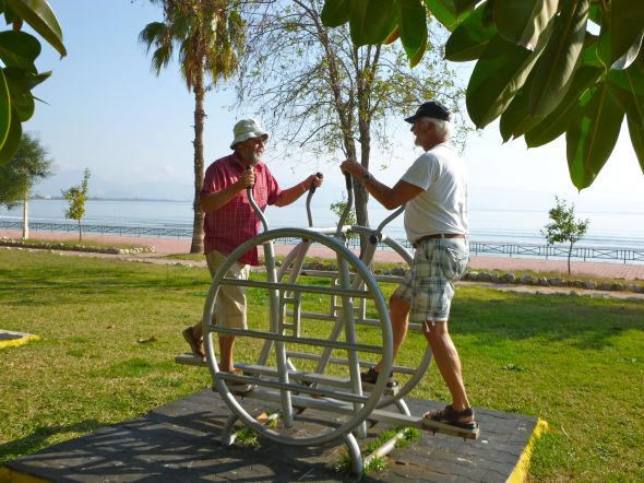 Svante och Heikki på crosstrainern