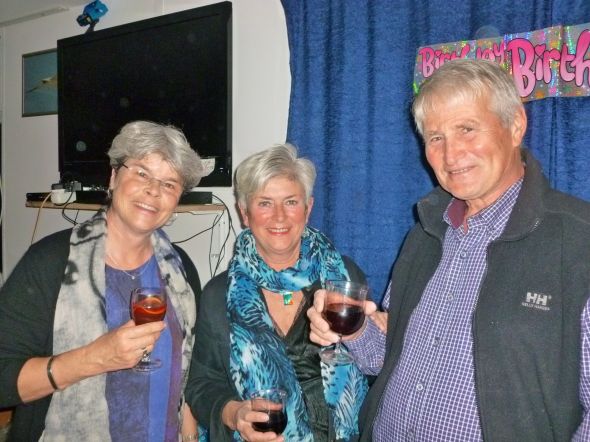 NIna, Magnhild och Hans