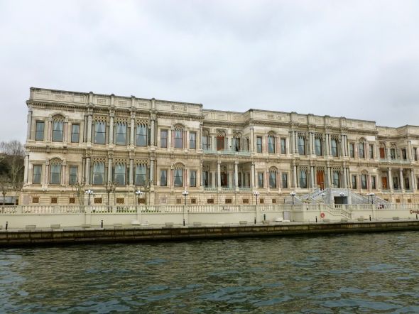 Ciraganpalatset - numera femstjärnigt Kempinskihotel