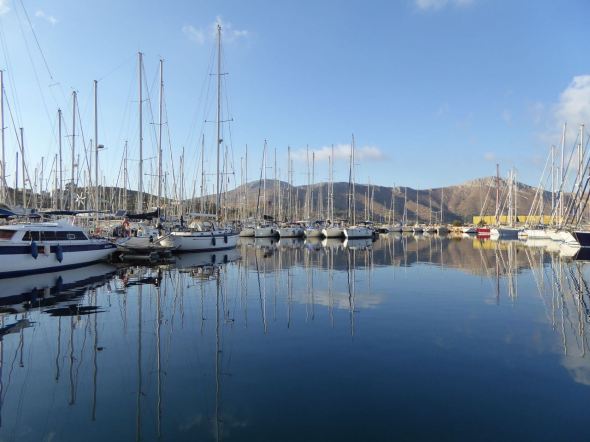 Leros marina.jpg